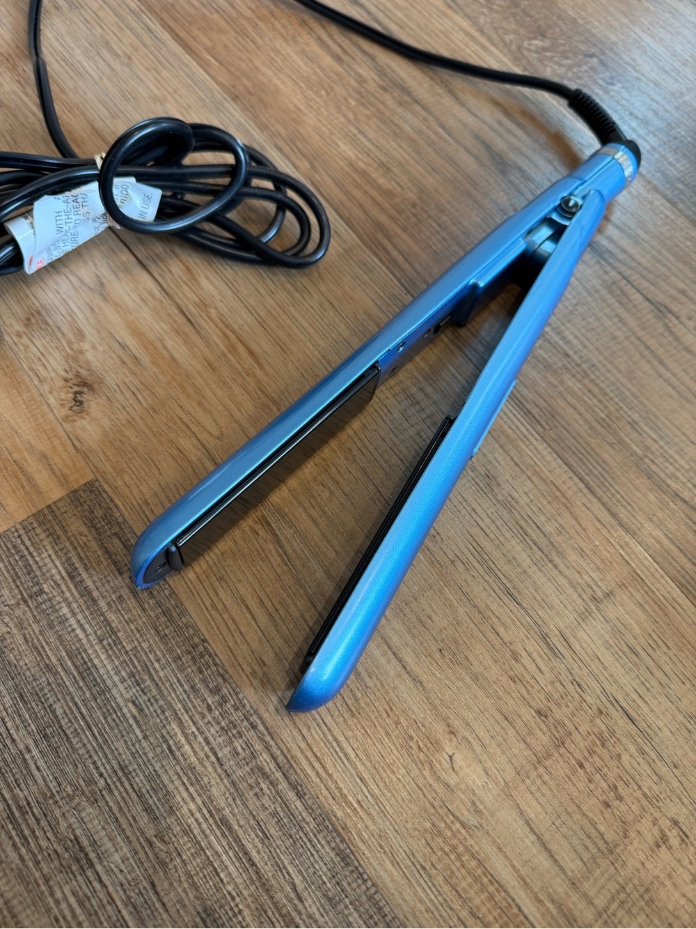 BaBylissPRO Metallic Blue Ceramic Flat Iron Hair Straightener - Picture 7 of 12